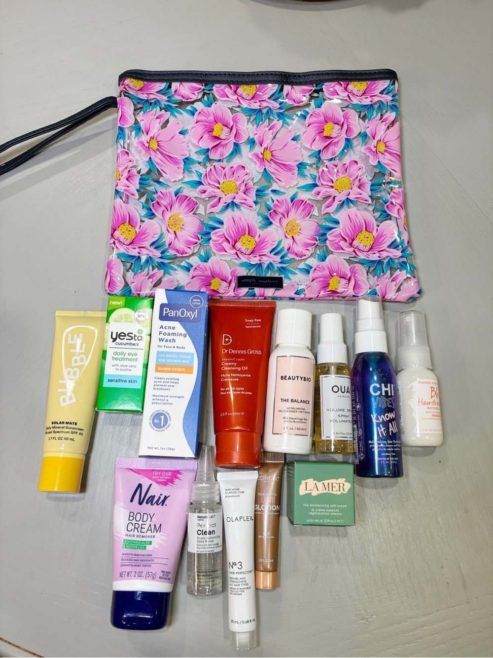 Sample size beauty bundle Bubble, OUAI, Dr. Dennis Olaplex La Mer